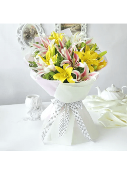 Elegant Mix of 5 Pink and 5 Yellow Lilies Bouquet