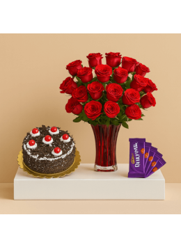 1 Kg Black Forest Cake-6 Red Roses Bunch-5 Chocolates 1 Kg Black Forest Cake-6 Red Roses Bunch-5 Chocolates