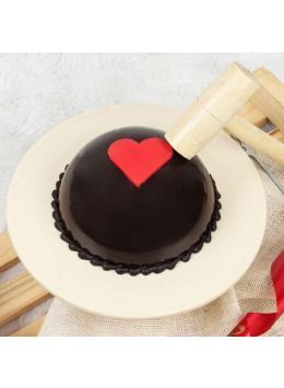 Eggless Hearty Red Velvet Pinata 450 Gms Eggless Hearty Red Velvet Pinata 450 Gms