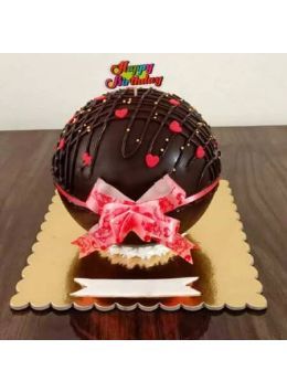 Love Pinata Cake 750 gms Love Pinata Cake 750 gms