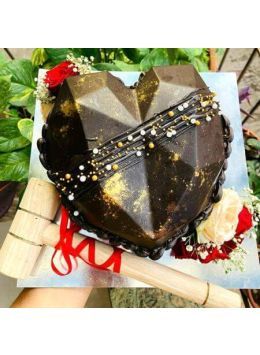 Eggless Sparkling Chocolate Pinata Cake 750 gms Eggless Sparkling Chocolate Pinata Cake 750 gms