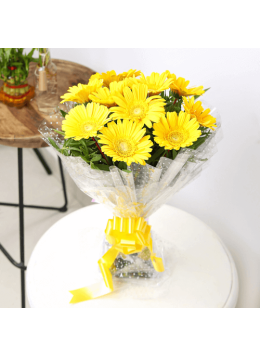 Sunshine 10 Yellow Gerberas Bouquet