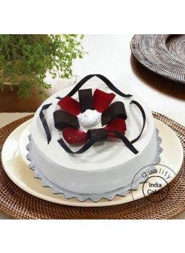 Eggless Vanilla Five Star Quality Cake 1 Kg Eggless Vanilla Five Star Quality Cake 1 Kg