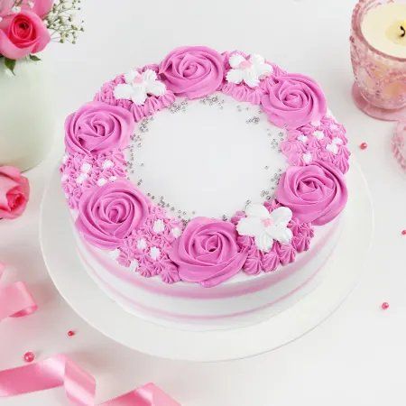 Delicious Chocolate Cake with Premium Frosting Half Kg