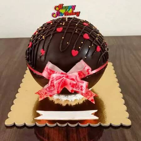 Love Pinata Cake 750 gms