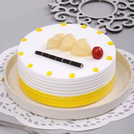 Symphony Pineapple Cake Half Kg