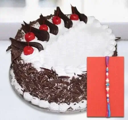 Rakhi with Black Forest Cake Half Kg