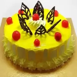 Luscious Pineapple Cake Half Kgs